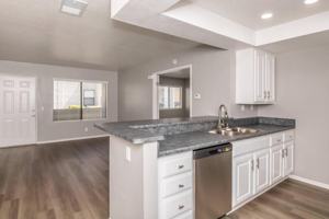 featured image of 3800 W Devonshire Ave