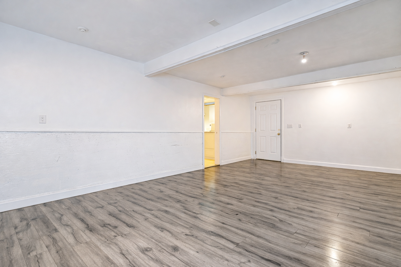 2579 Sugarpine St Bsmt #BS - Photo 3 of 16
