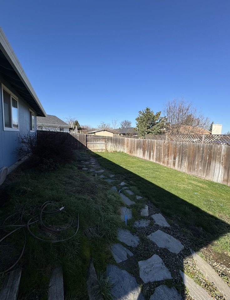 935 Fairfield Cir #1 - Photo 2 of 14