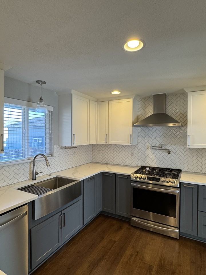 935 Fairfield Cir #1 - Photo 4 of 14