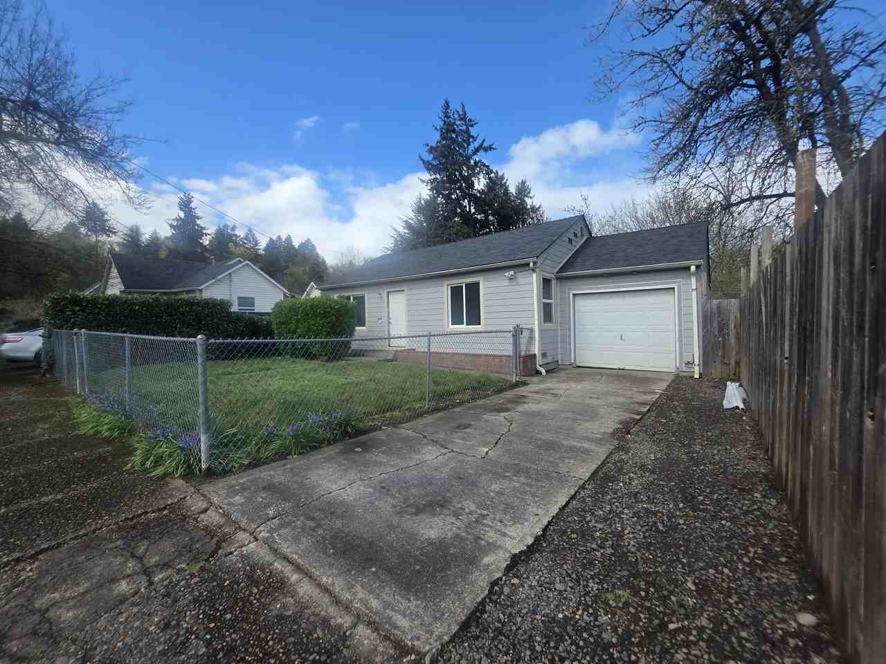 MHH 12-5- 1457 Sixth St NW Salem, OR 97304 #1 - Photo 3 of 44