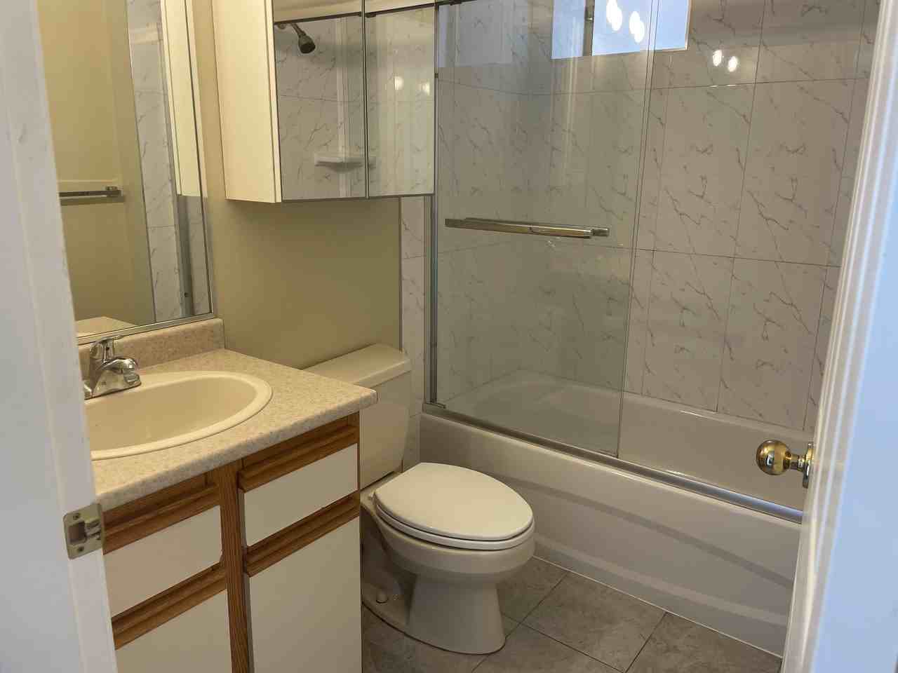 6039 Ontario St #1 - Photo 7 of 8