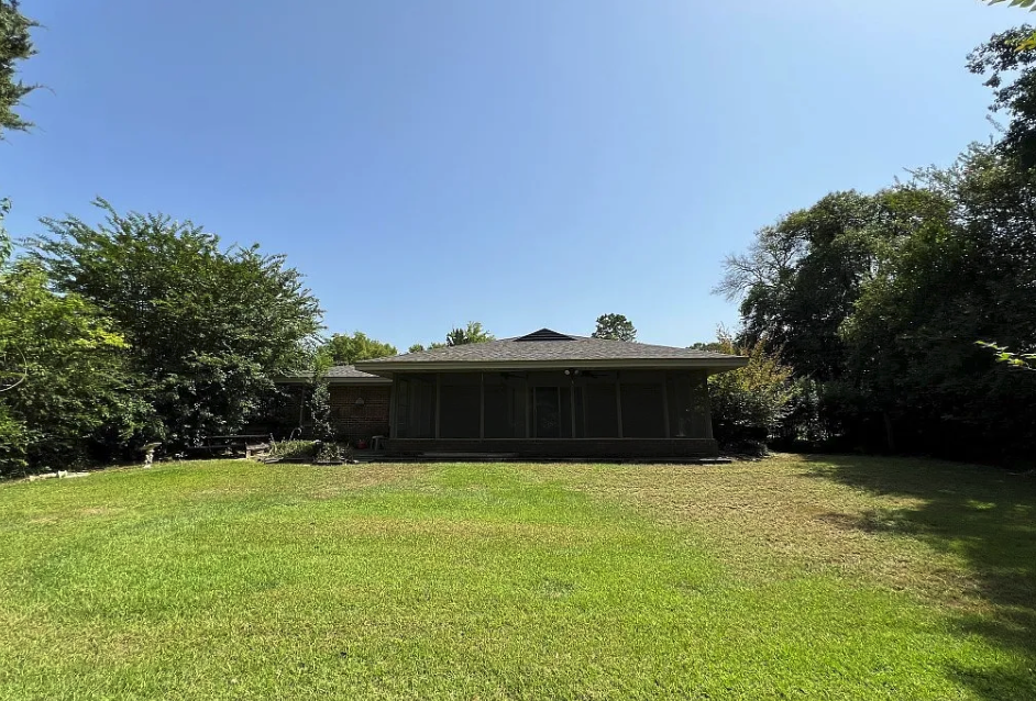 4409 Mccampbell Dr #1 - Photo 5 of 10