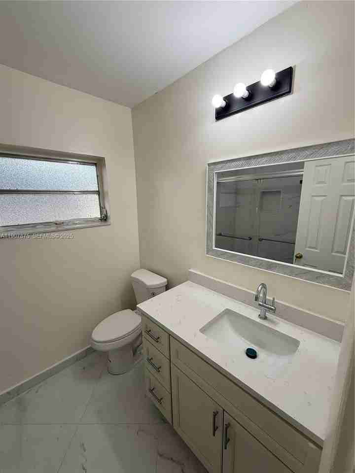 11601 Northwest 58th Place #11601 - Photo 5 of 18