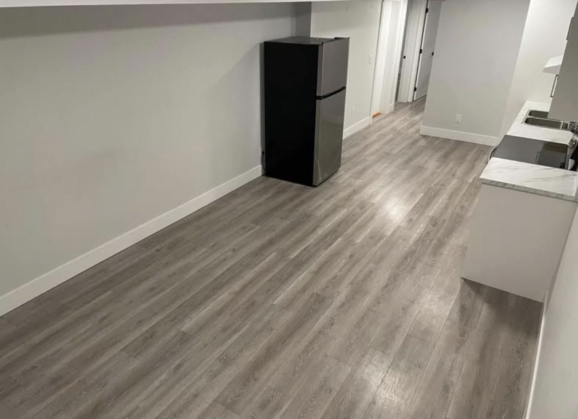 11008 240 St - Photo 6 of 9