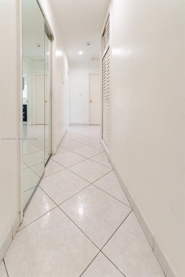 2011 North 43rd Avenue - Photo 6 of 30