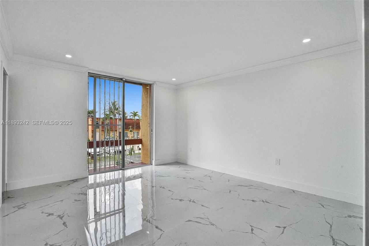 606 Northwest 107th Avenue #2C - Photo 6 of 36