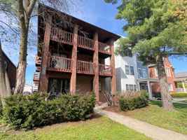 featured image of 126 W 9th Ave