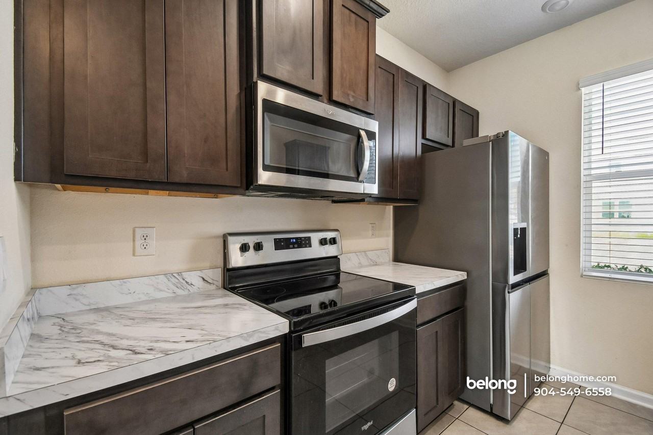 4038 Oak Mill Rd - Photo 5 of 16