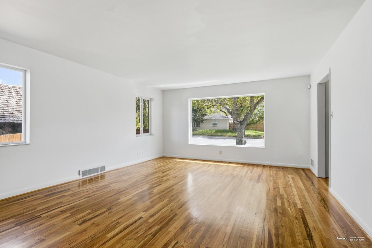 1786 S 2100 E - Photo 7 of 30