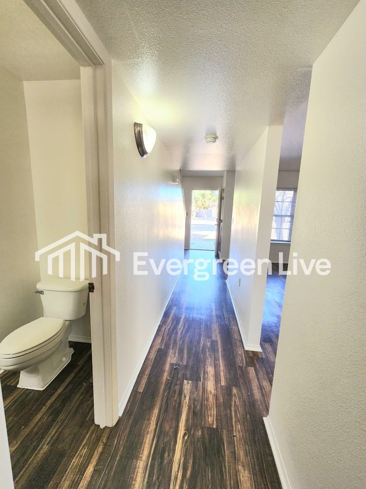 104 Hound Ct - Photo 5 of 21