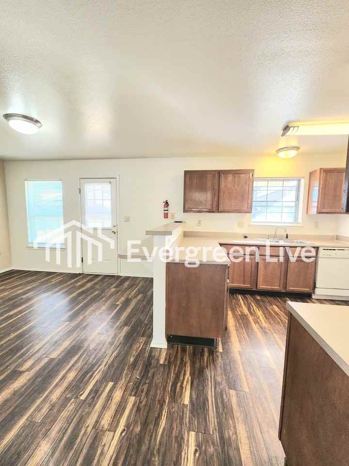 104 Hound Ct - Photo 6 of 21