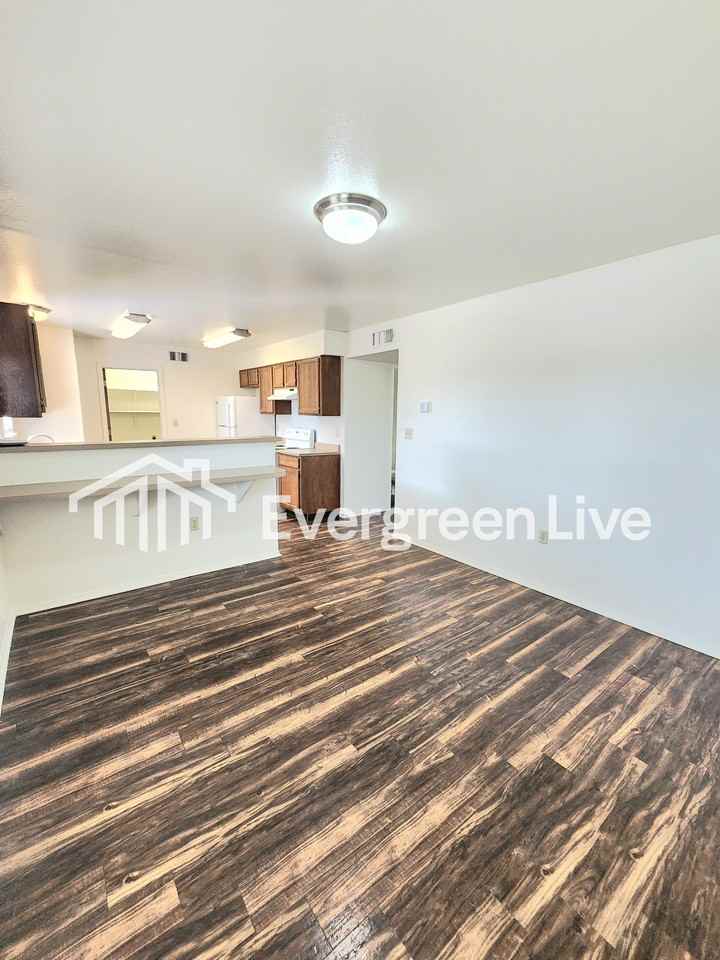 104 Hound Ct - Photo 7 of 21