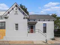 74 Boulevard Se - Photo 1 of 1