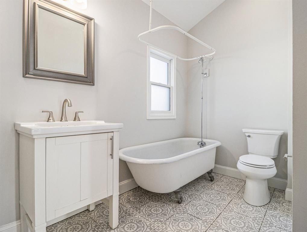 74 Boulevard Se - Photo 7 of 11