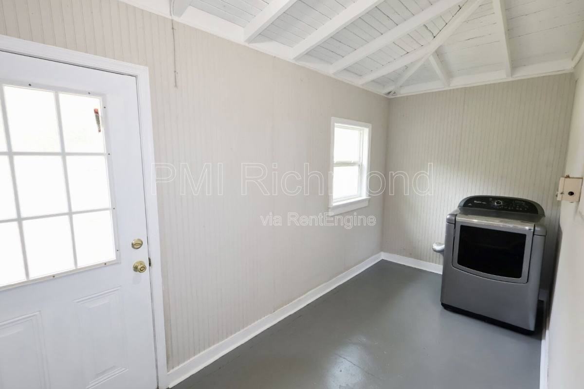 13003 13003 W Patrick Henry Rd - Photo 3 of 10