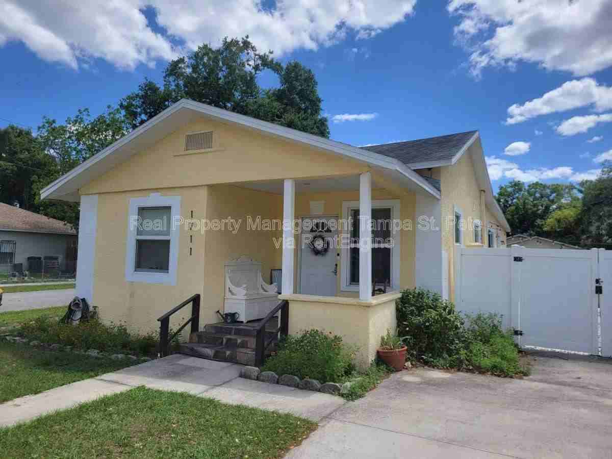 1711 E New Orleans Ave - Photo 2 of 10