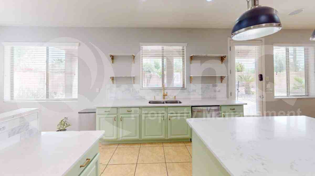 7179 S Bridal Vail Ct - Photo 7 of 10