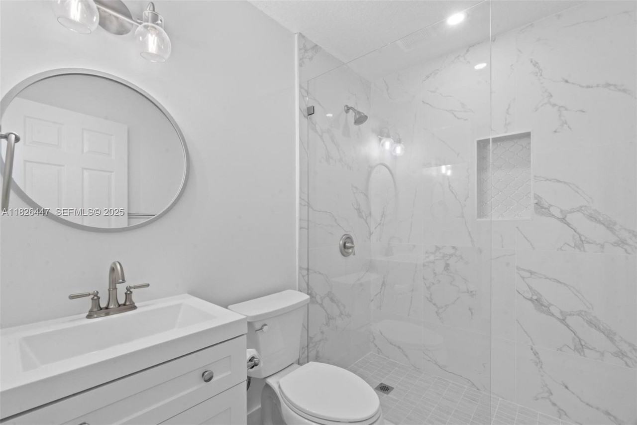 15862 Southwest 286th Street - Photo 3 of 50