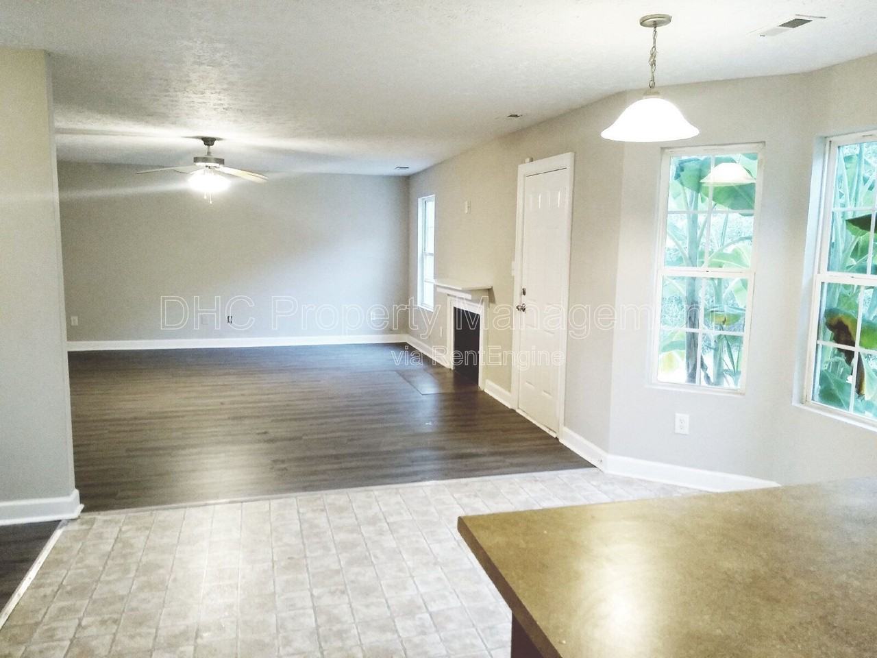 925 Revere Way - Photo 6 of 9