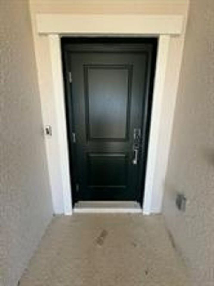 2599 Runners Cir - Photo 5 of 33