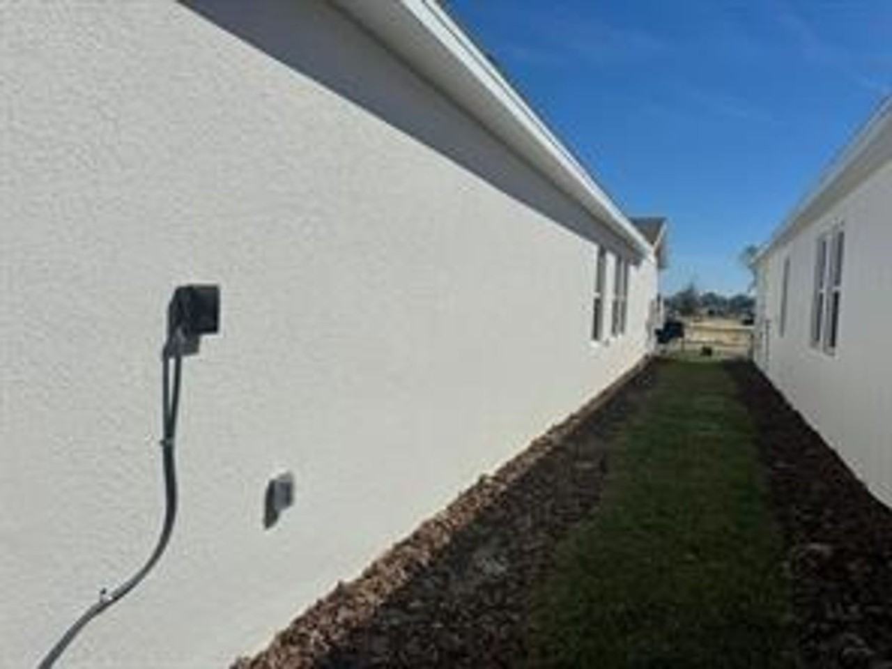 2599 Runners Cir - Photo 6 of 33