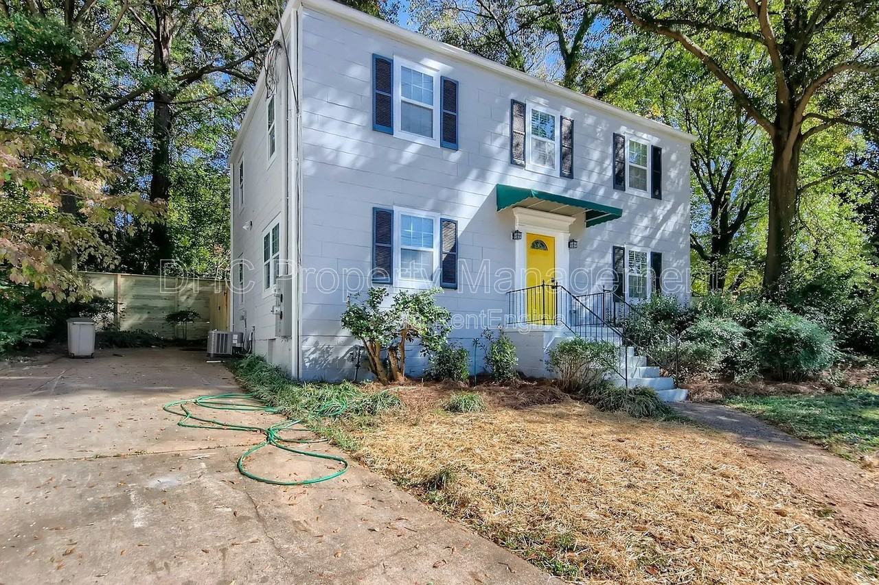 406 S Columbia Dr #A - Photo 3 of 19