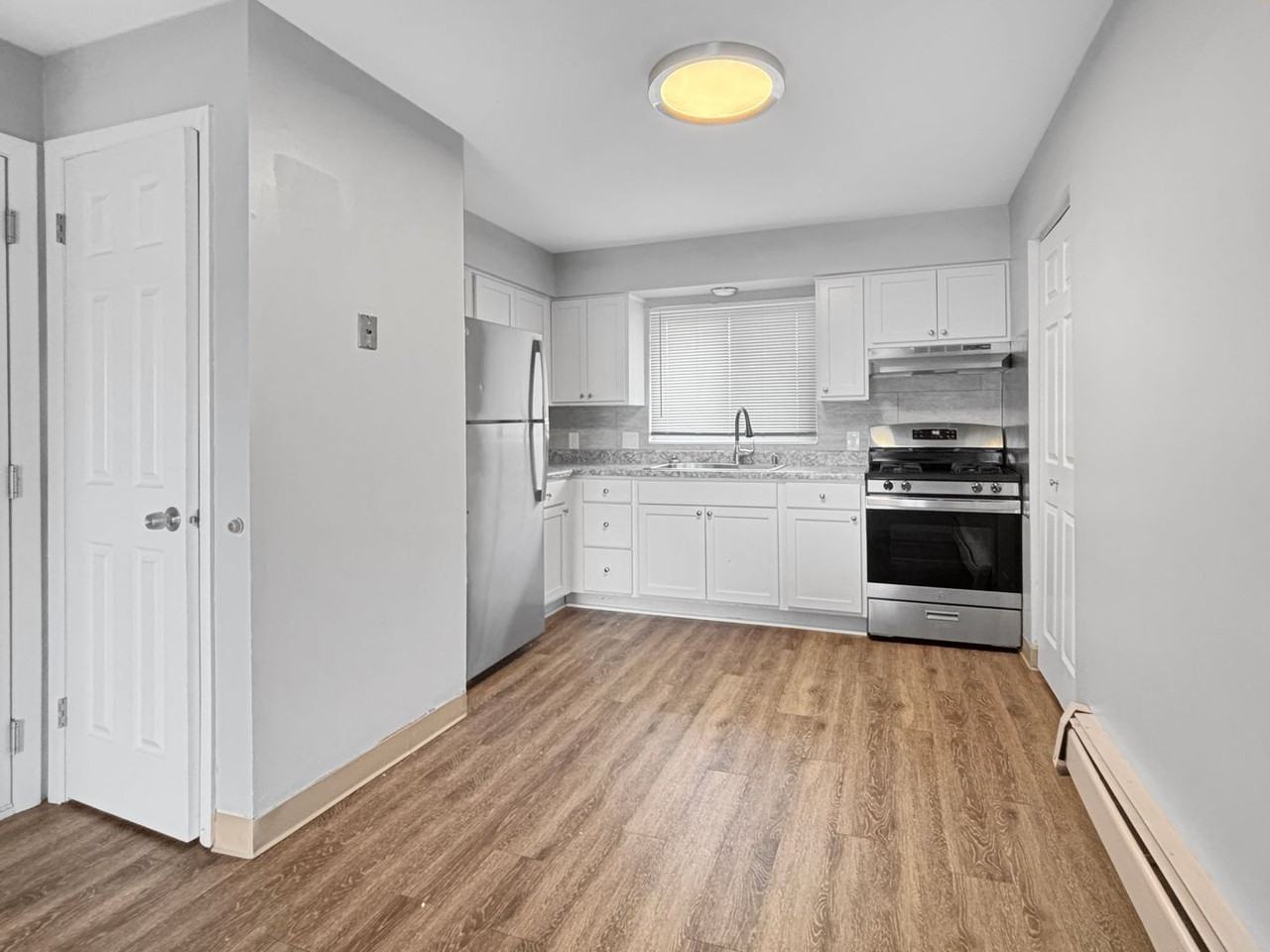 2420 36th St Sw #5 - Photo 2 of 7