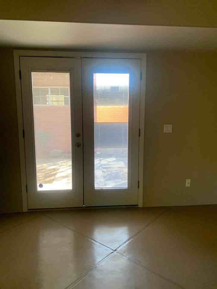 2940 N Adelaide Farms Pl - Photo 7 of 18