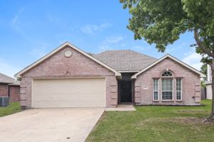 featured image of 907 Alpine St