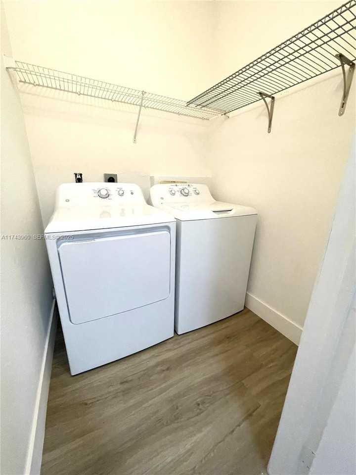 17415 Northwest 75th Path #208 - Photo 5 of 22