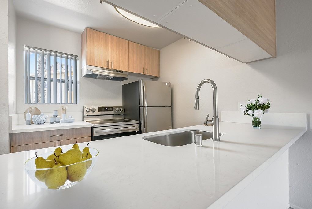 Shadow Point - Photo 6 of 42