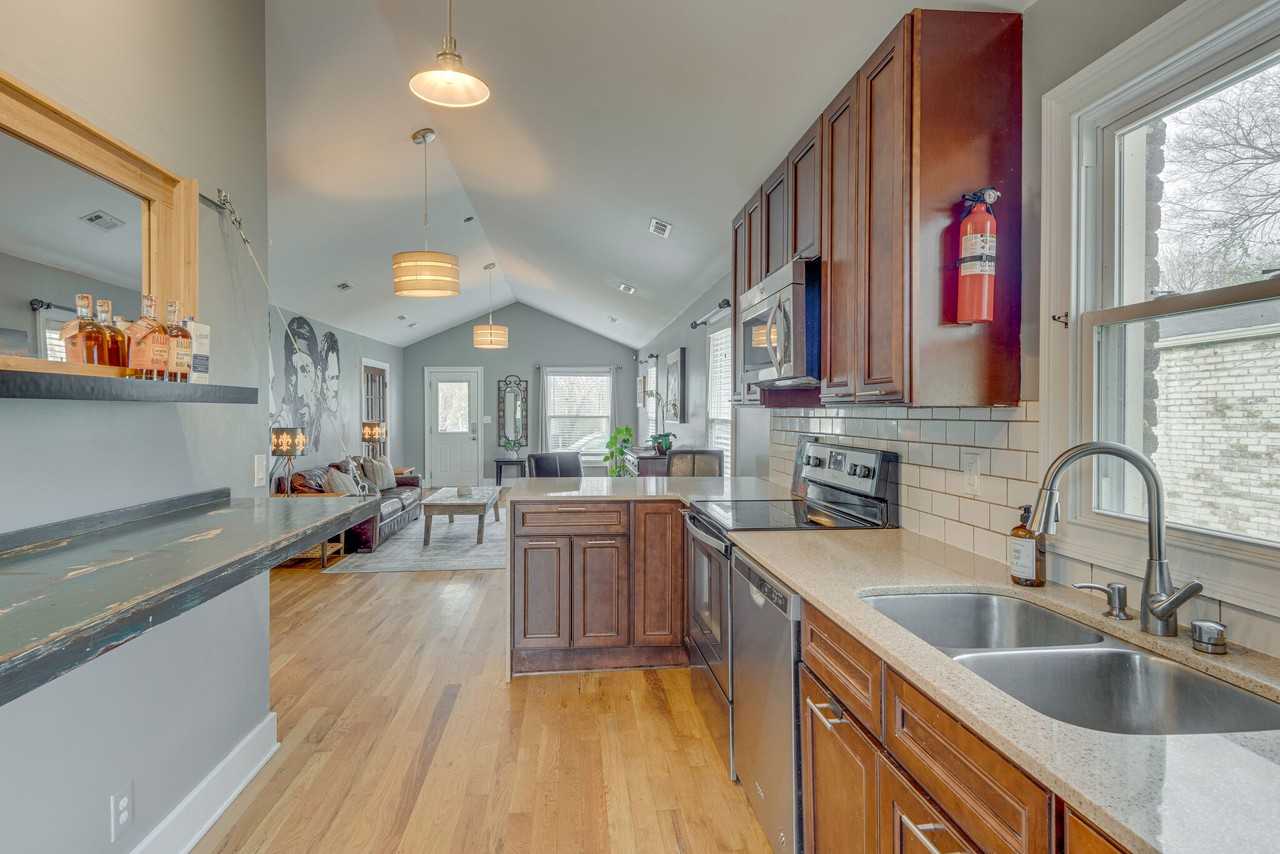 2629 Pennington Ave #NA - Photo 6 of 17