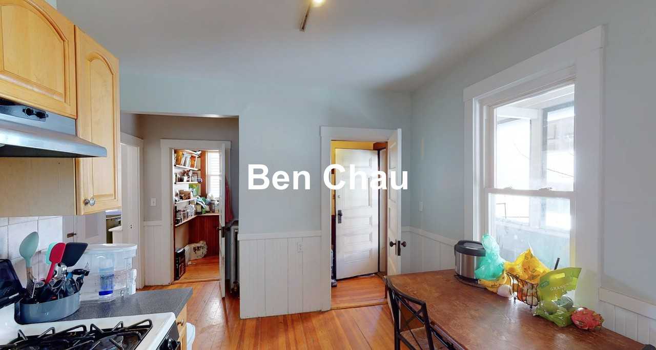 243 Summer St #1B - Photo 2 of 13