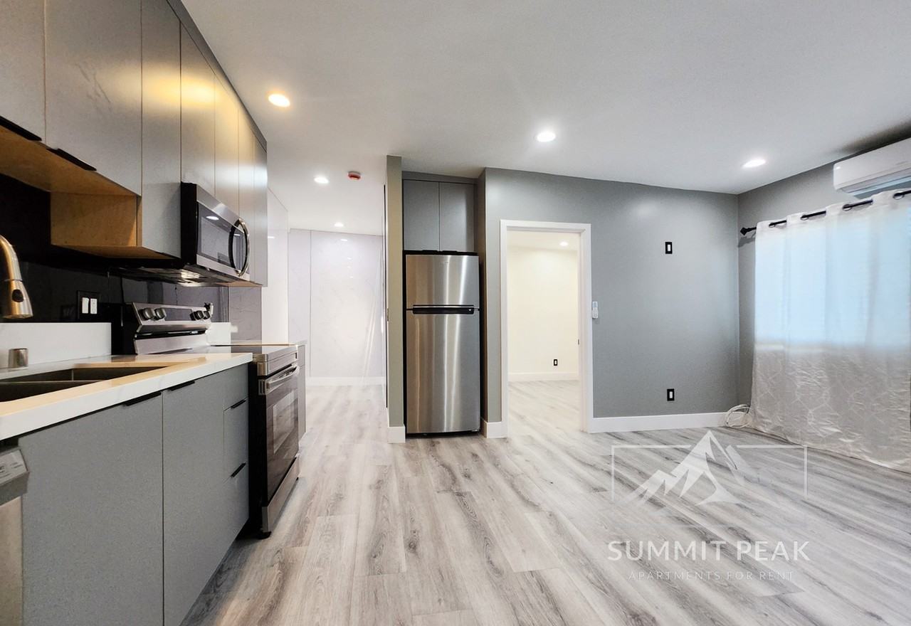 236 N San Gabriel Ave #8 - Photo 7 of 23