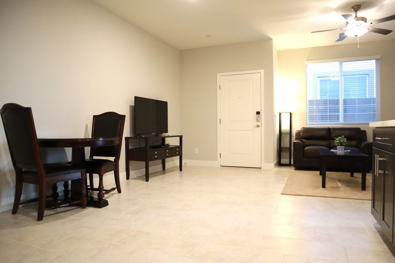 1928 Ballard Bay Pl #2 - Photo 6 of 25