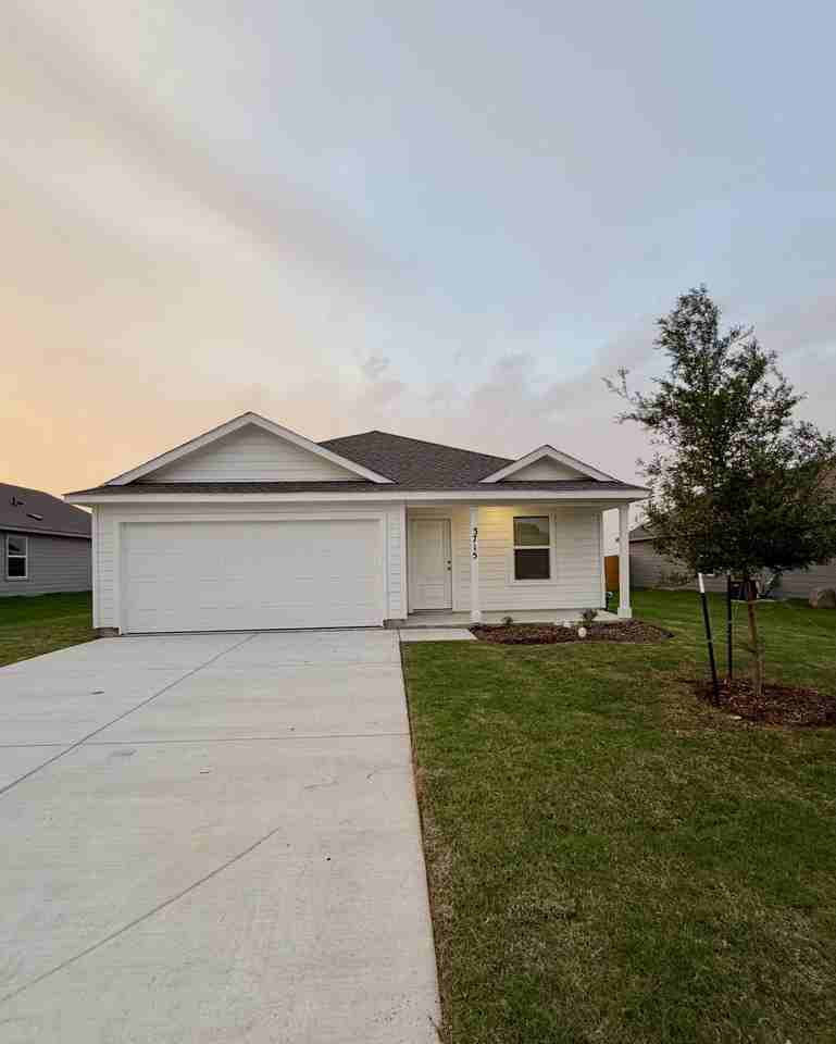 3715 Longleaf Dr #NA - Photo 2 of 42