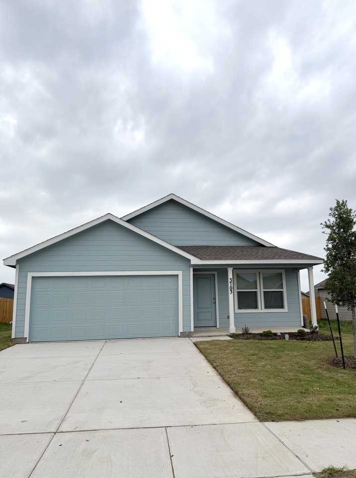 3703 Oleander Pl #NA - Photo 2 of 32