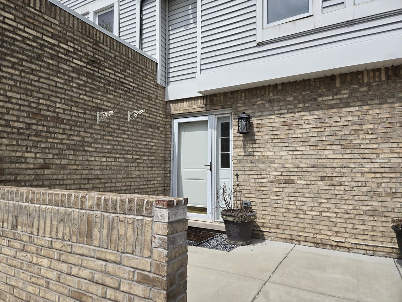 9404 Lindsay St #NONE - Photo 2 of 22