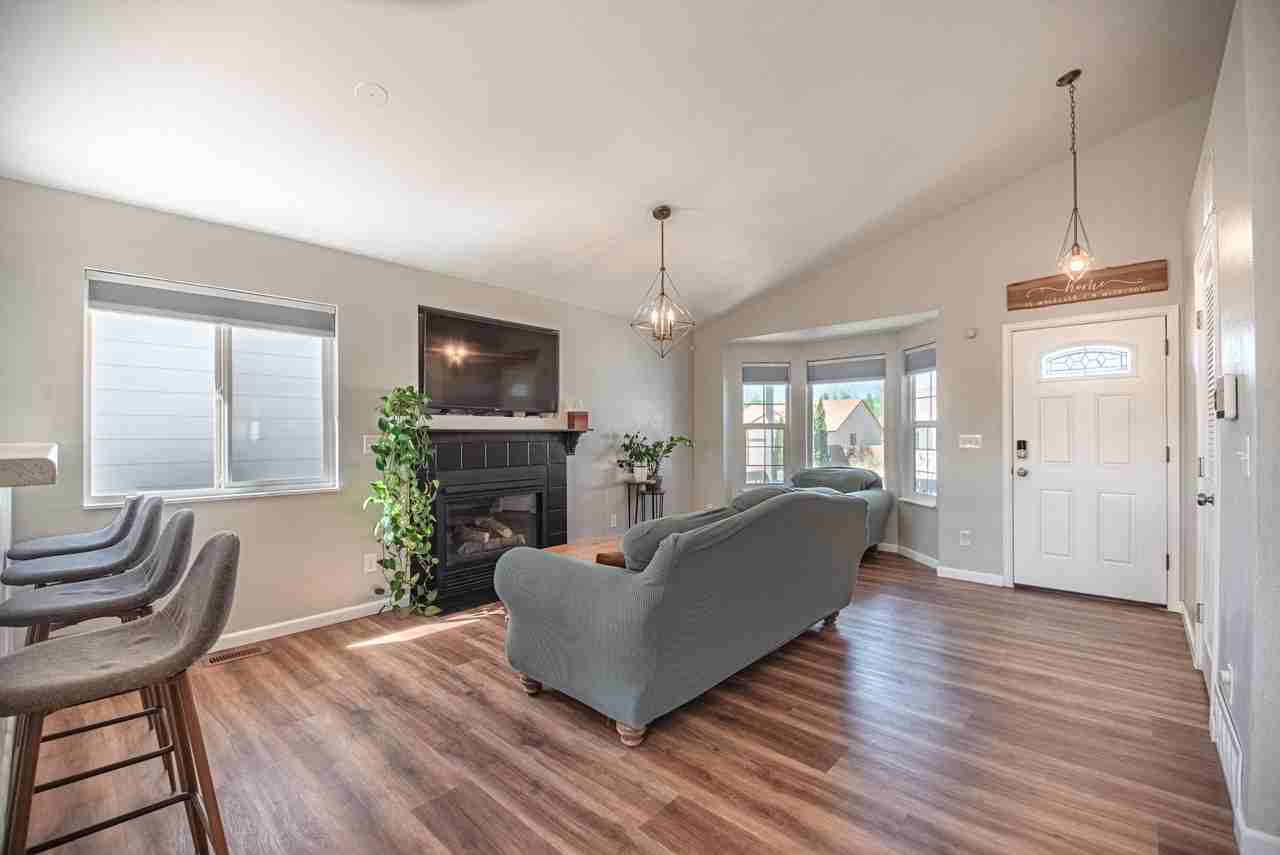 6343 Gossamer St #NA - Photo 5 of 31