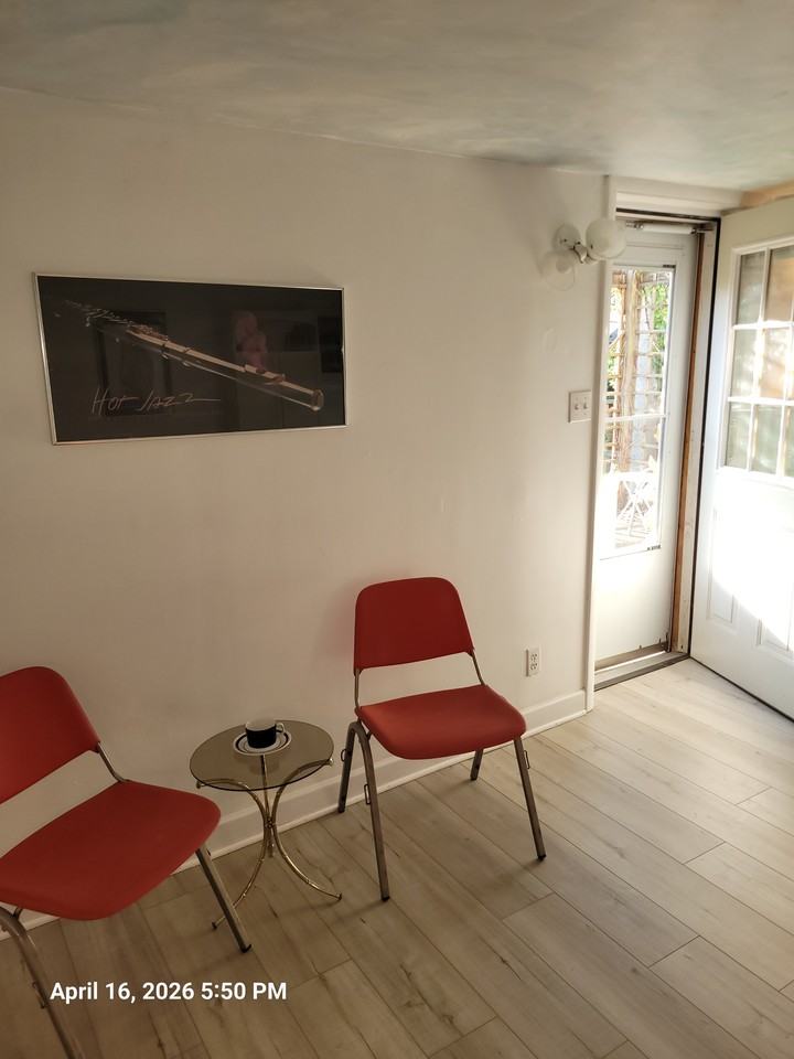 2117 19th Ave S #A - Photo 6 of 16