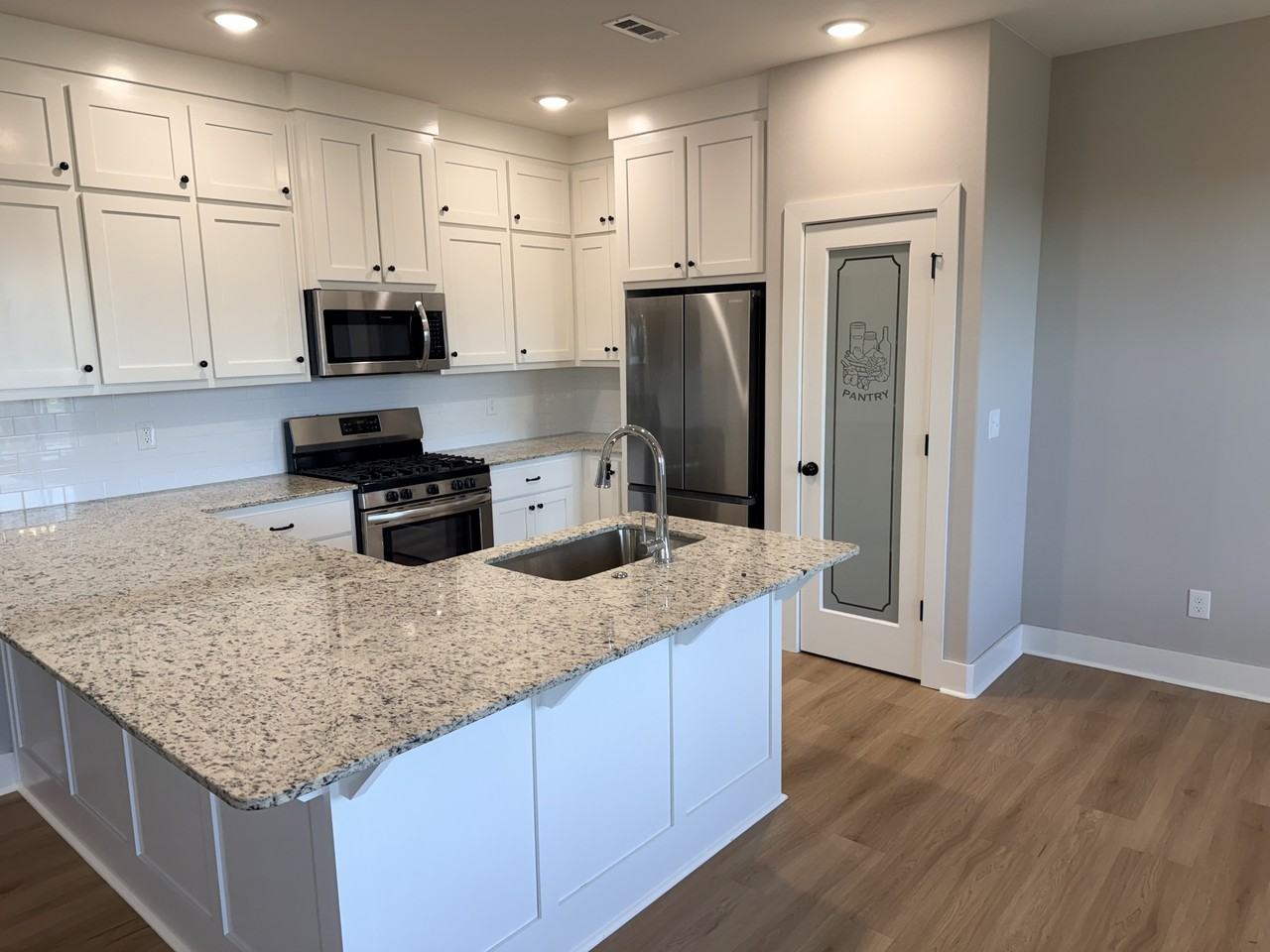 951 Sugar Loaf St #NA - Photo 5 of 17