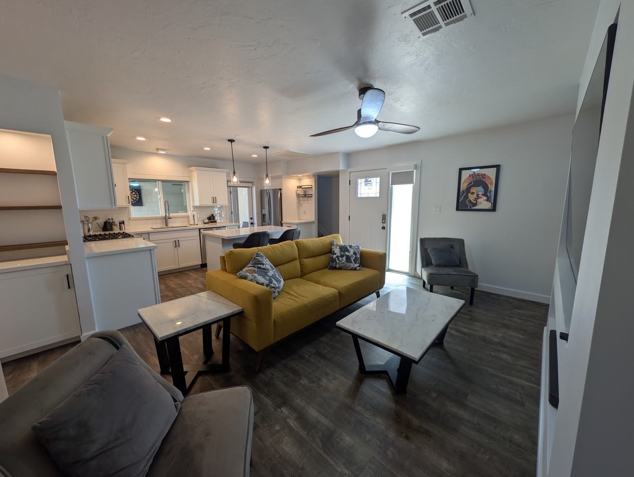 1022 W Mission Ln #1022 - Photo 5 of 30