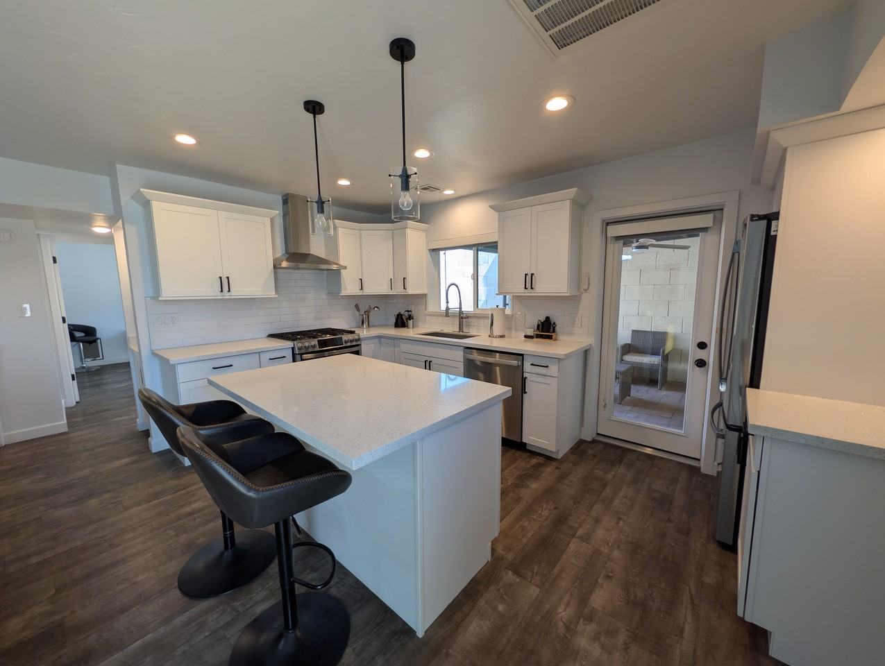 1022 W Mission Ln #1022 - Photo 6 of 30