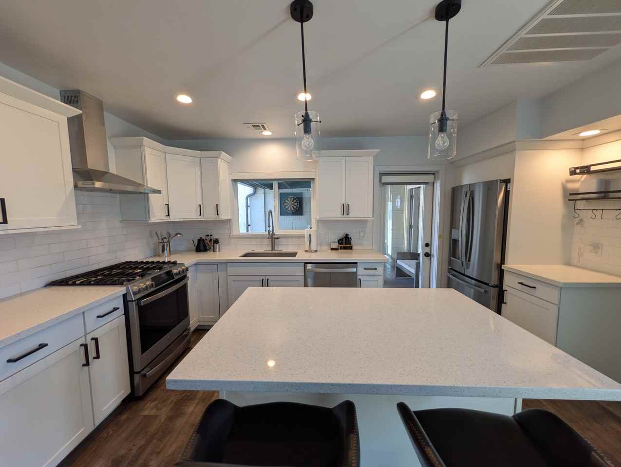 1022 W Mission Ln #1022 - Photo 7 of 30