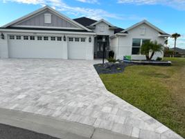 featured image of 1031 Skates St