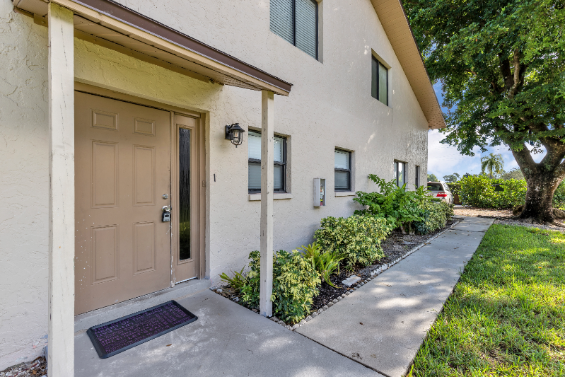 26650 Southern Pines Dr #101 - Photo 5 of 36