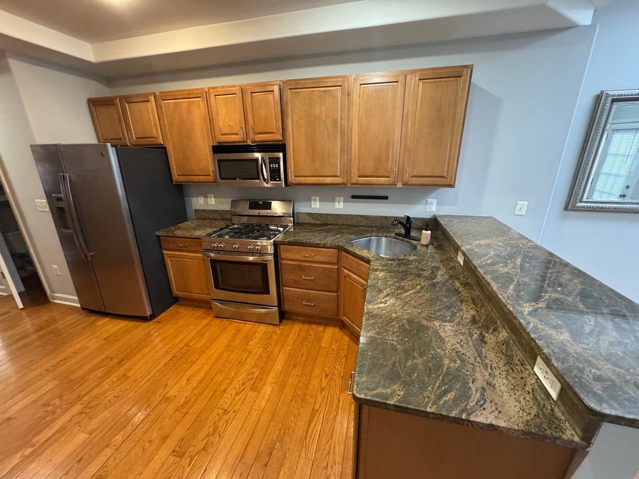 11 N Streeper St - Photo 3 of 20