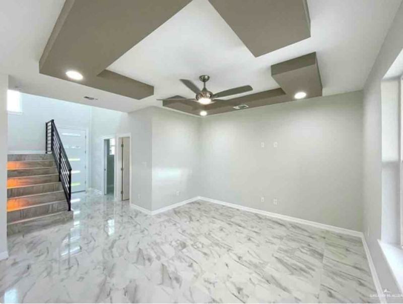 5514 N Crown Pt - Photo 3 of 8