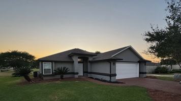 featured image of 3201 Kingsmill Dr